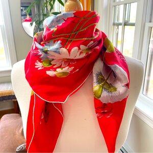 C Vintage Silk Floral Scarf Rolled Hem sz. 29" x 29" #AA